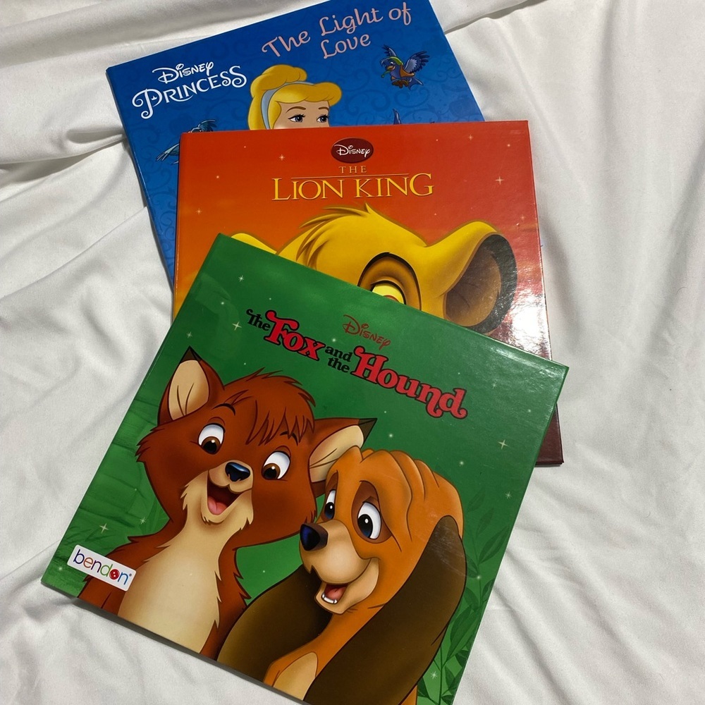Set of Disney Books​
